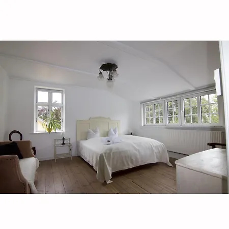 Estalagem Kongeakroen Lintrup